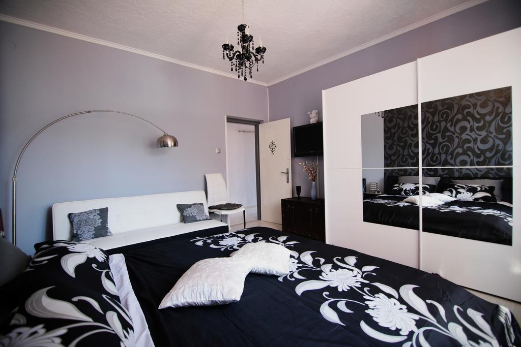 VillaLONG ISLAND****Luxury Residence Sali Habitación foto