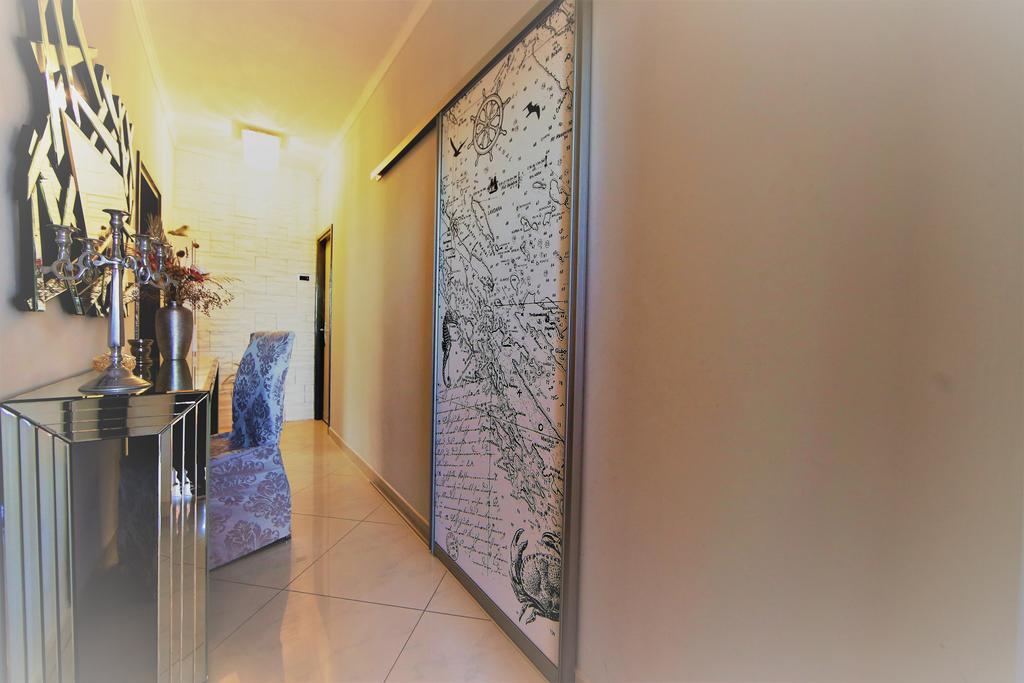VillaLONG ISLAND****Luxury Residence Sali Exterior foto
